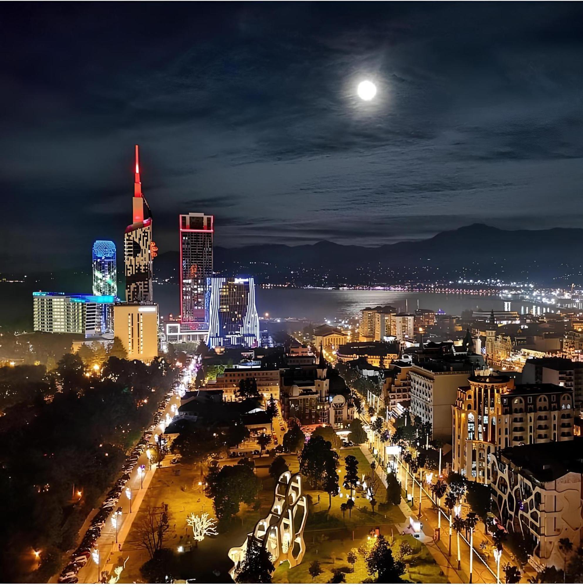Orbi Balcony With Sea View Daire *