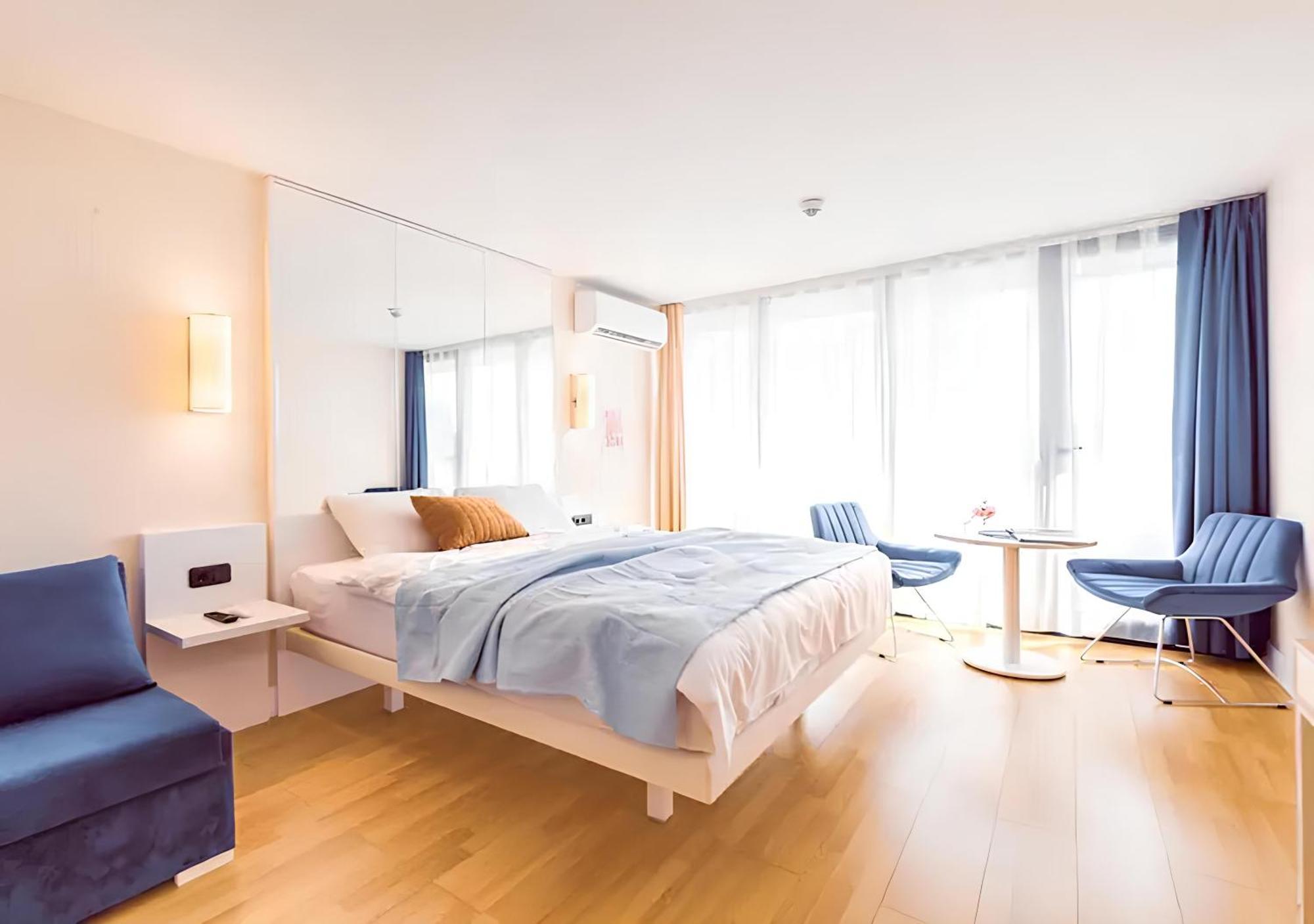Orbi Balcony With Sea View 公寓 巴统